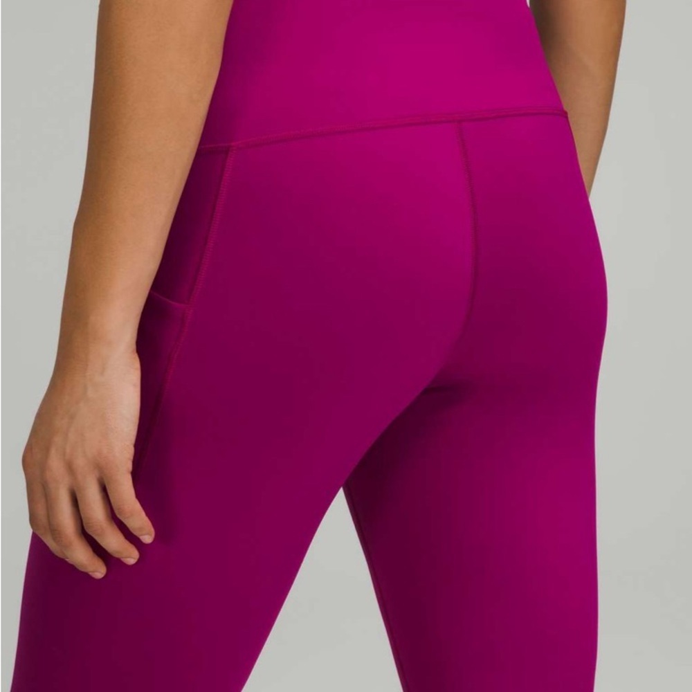 Lululemon Wunder with pockets